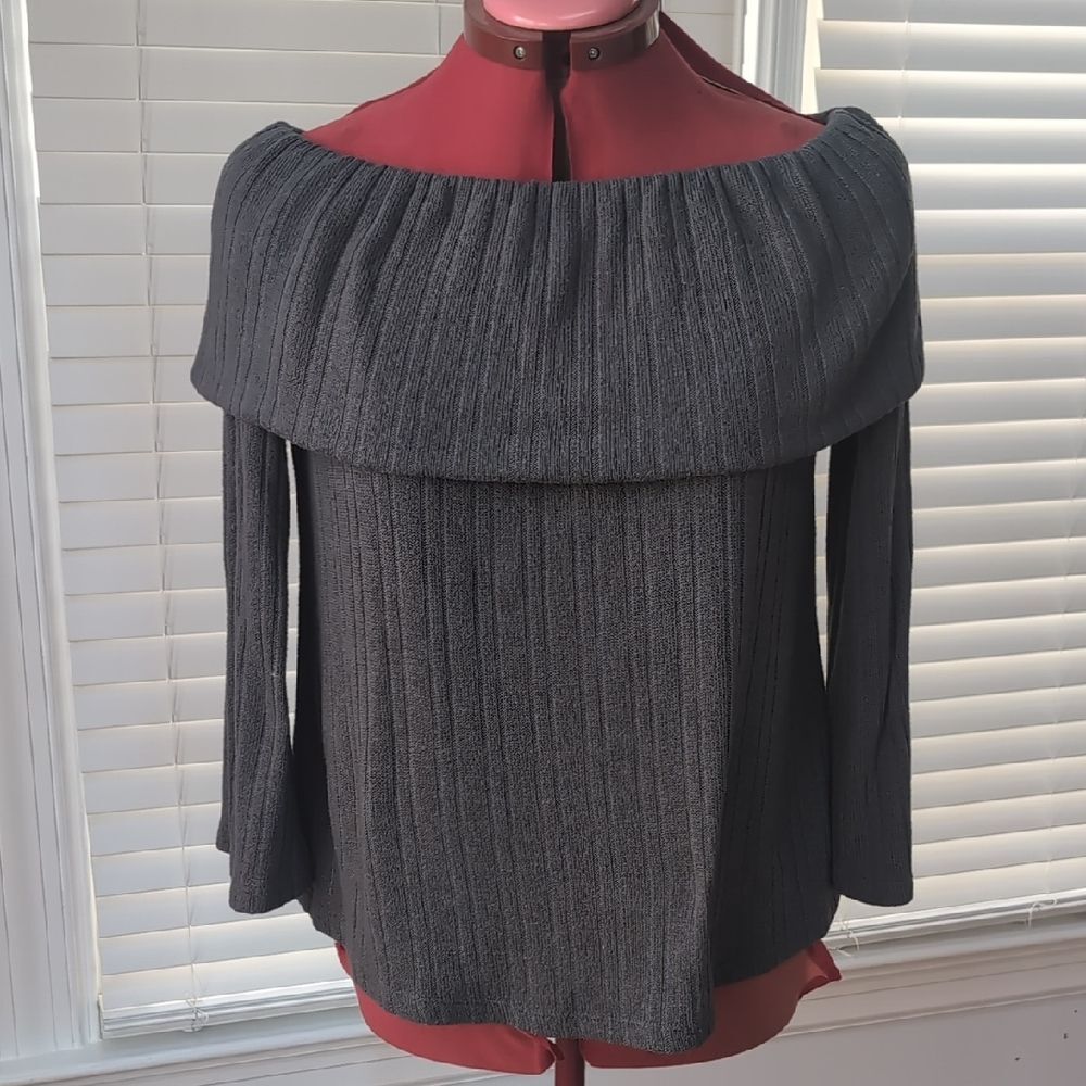 Dainty Hooligan Gray Off the Shoulder Flowy Ribbed Knit Top Grunge Whimsy Goth